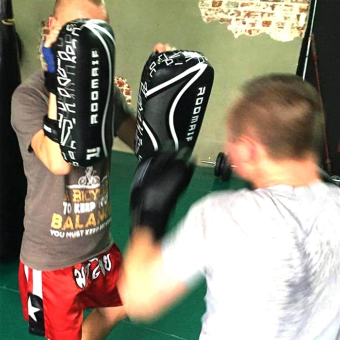 ROOMAIF CHALLENGE THAI PADS BLACK/WHITE